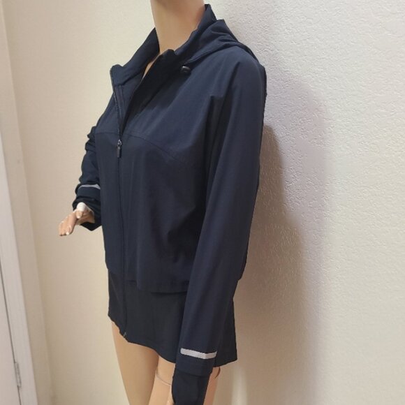 NEW! SWEATY BETTY FAST TRACK RUNNING JACKET HOODED REFLECTIVE STRETCH sz S - Picture 3 of 9